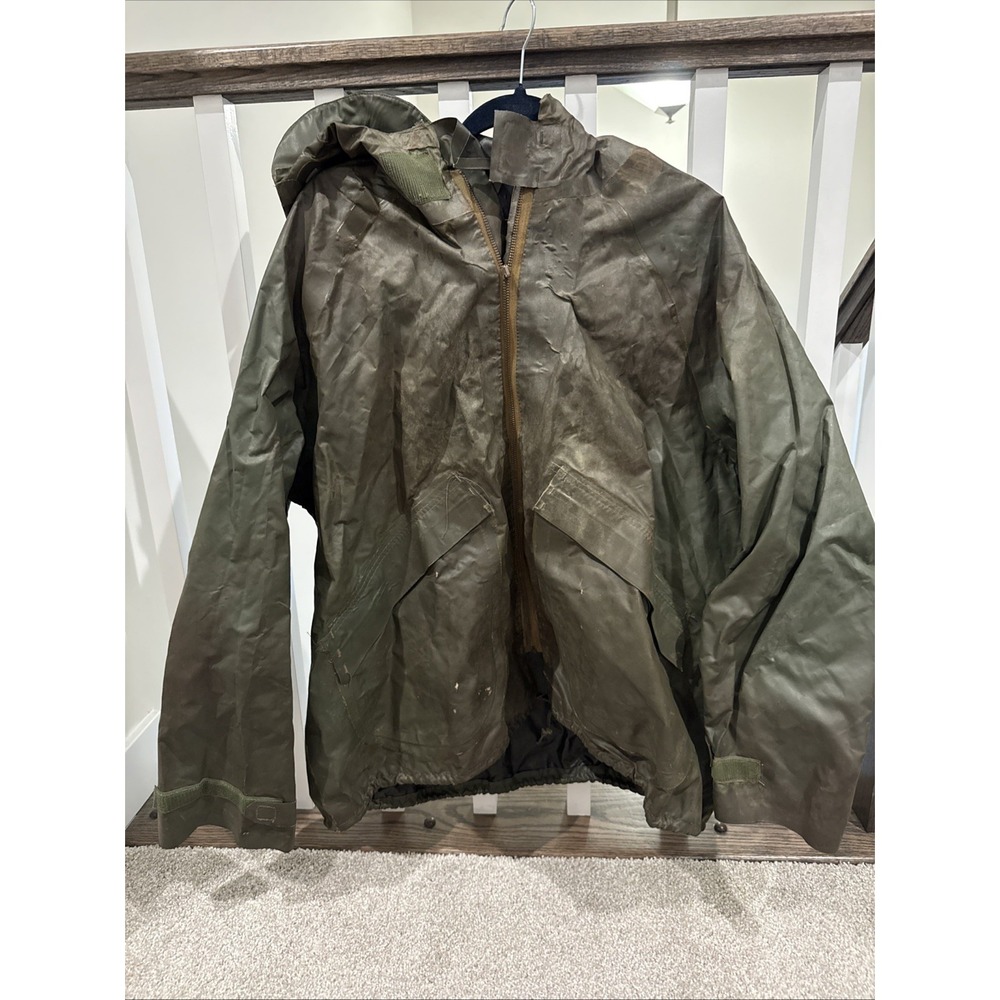 US VINTAGE PARKA WET WEATHER GREEN DSA-100-77-C-0353 SIZE Large 8405-00-924-7937